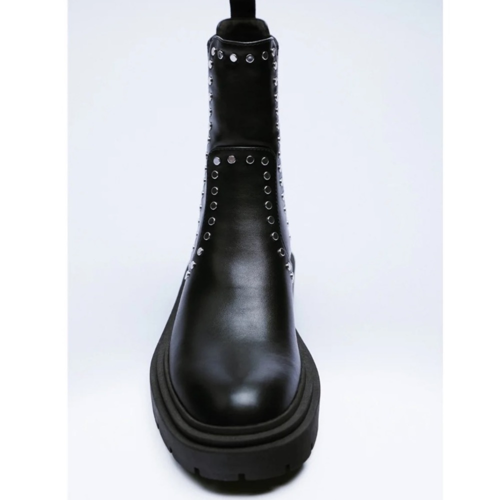 NWT ZARA ANKLE BOOTS